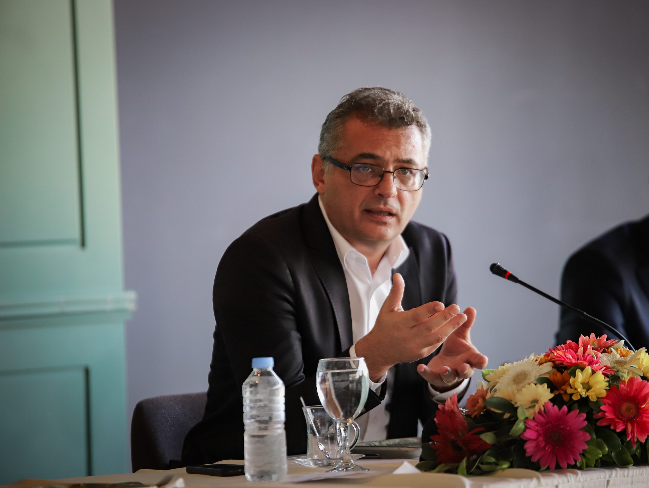Erhürman: “Artık değişim şart, çözüm acil ihtiyaçtır”