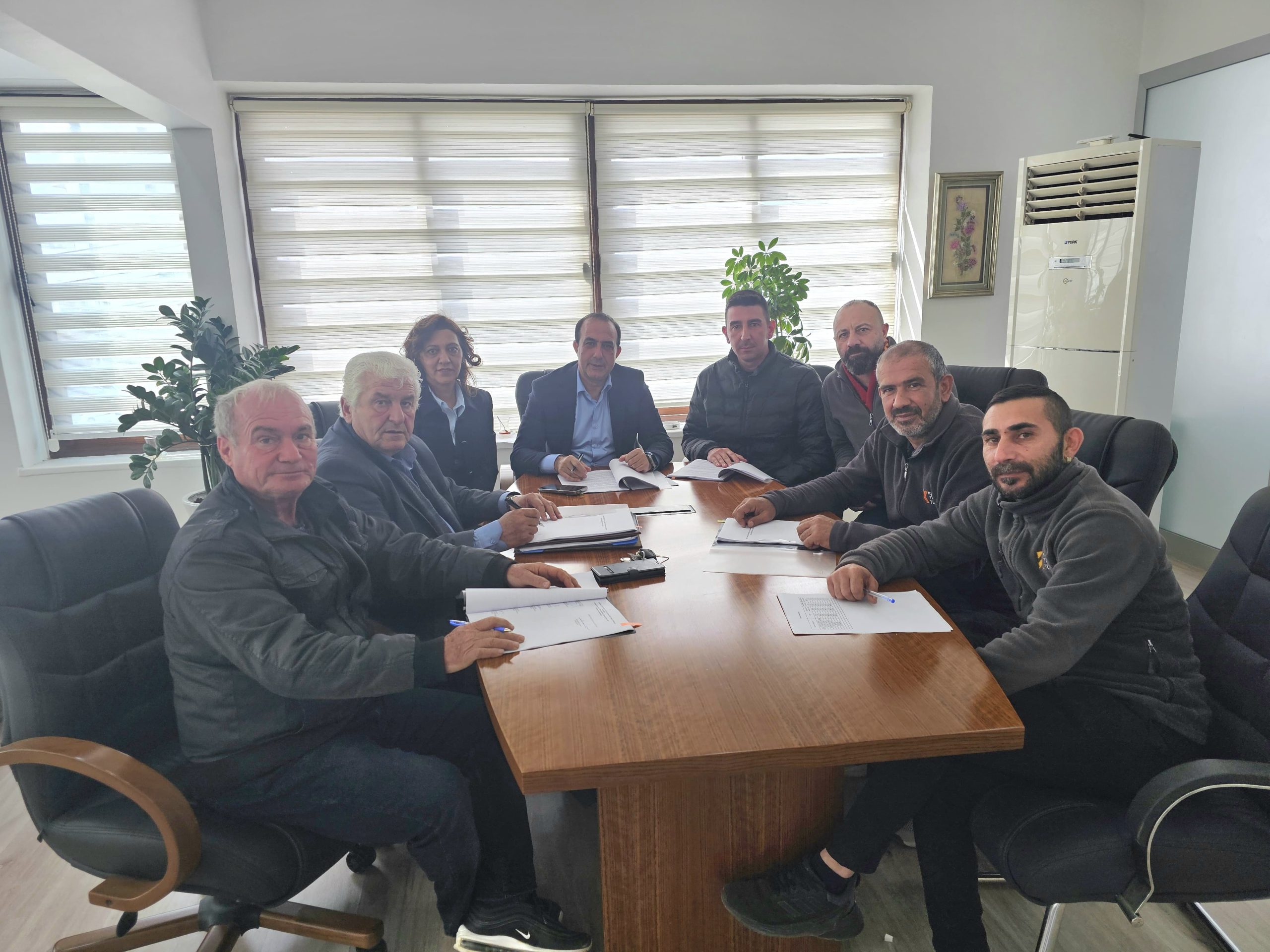 Kıbrıs Türk Tütün Endüstrisi Ltd. Şti’de yeni dönem toplu iş sözleşmesi…