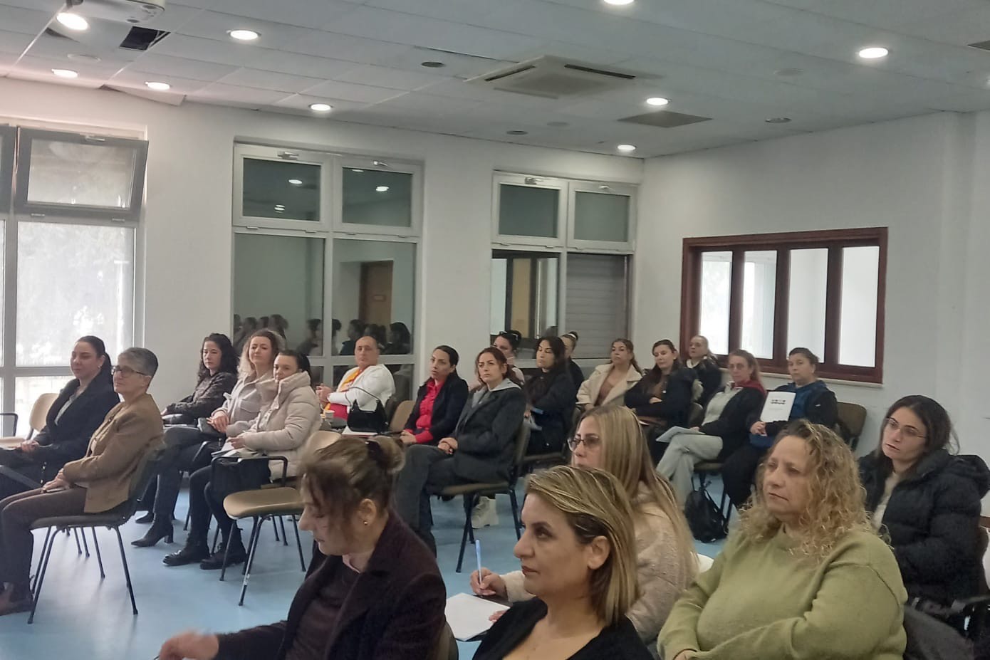 Okul kantinlerinin çalışanlarına “Temel Hijyen ve Gıda Güvenliği” eğitimi verildi