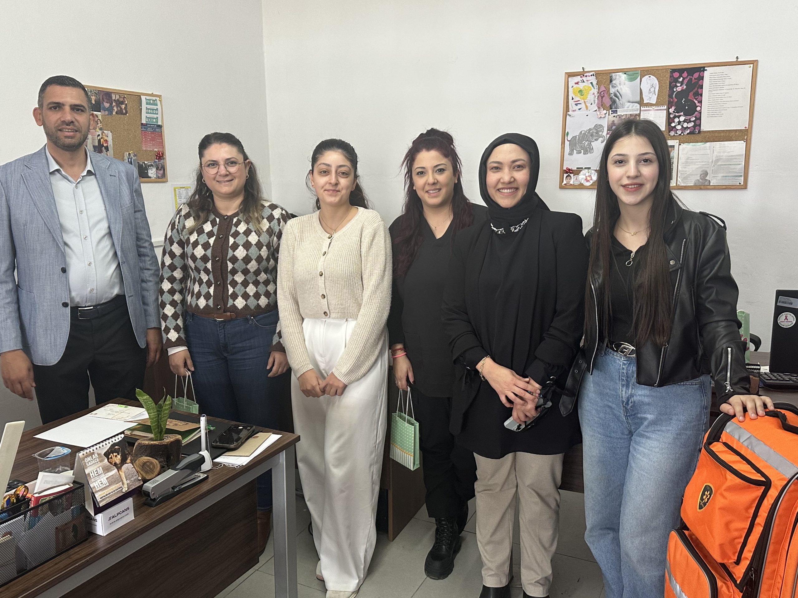 SAMTAY Vakfı, 8 Mart Dünya Kadınlar Günü dolayısıyla Lefke’de ziyaret gerçekleştirdi