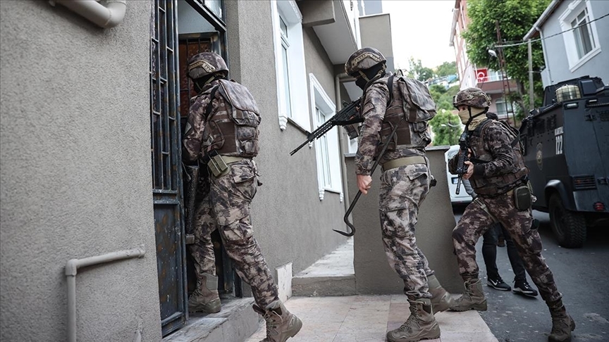 Yerlikaya: “Antalya merkezli suç örgütüne yönelik operasyonda 45 şüpheli yakalandı”