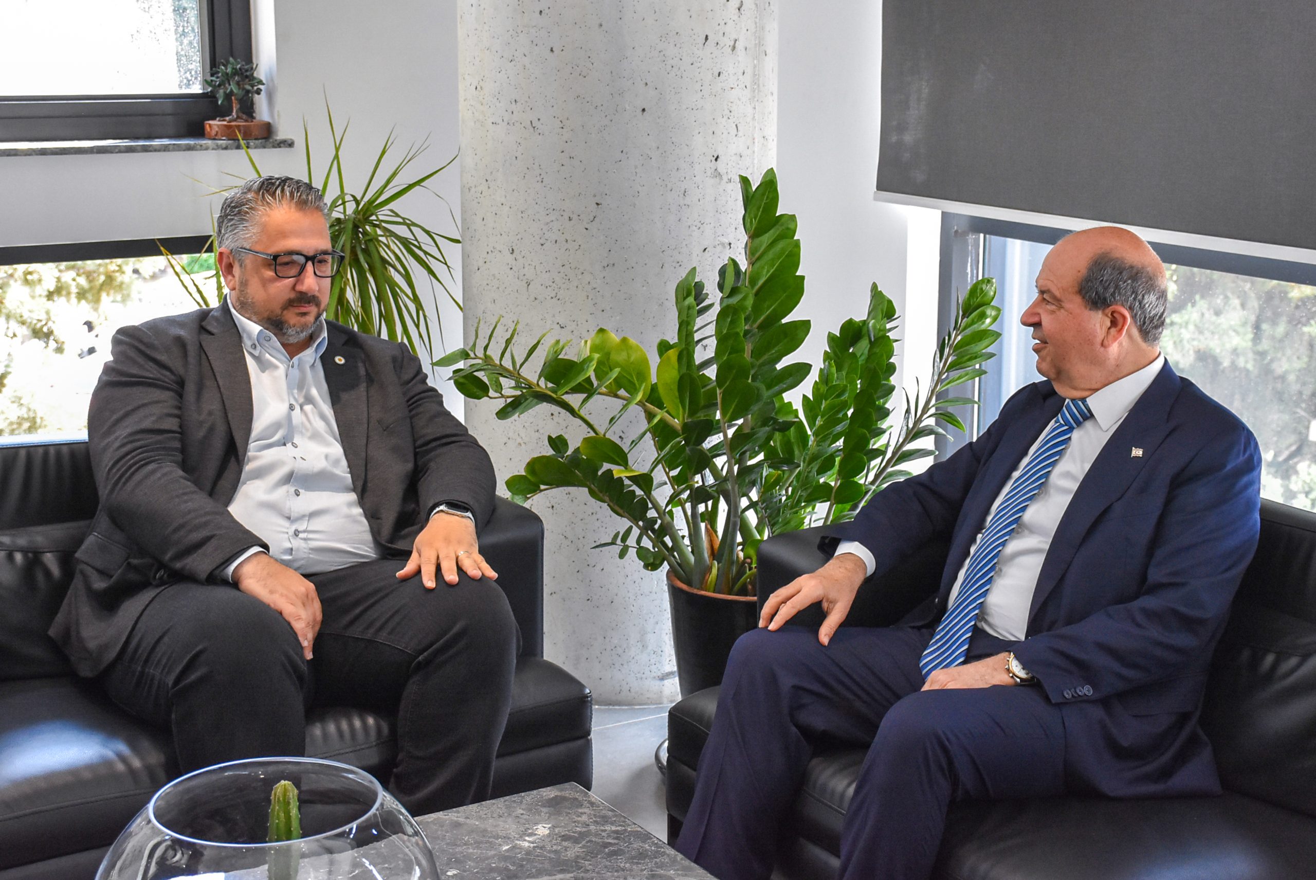 Cumhurbaşkanı Tatar, Girne Belediyesi’ni ziyaret etti