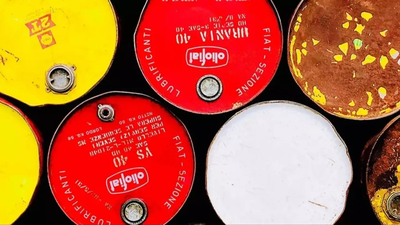 Brent petrolün varili 64,46 dolar