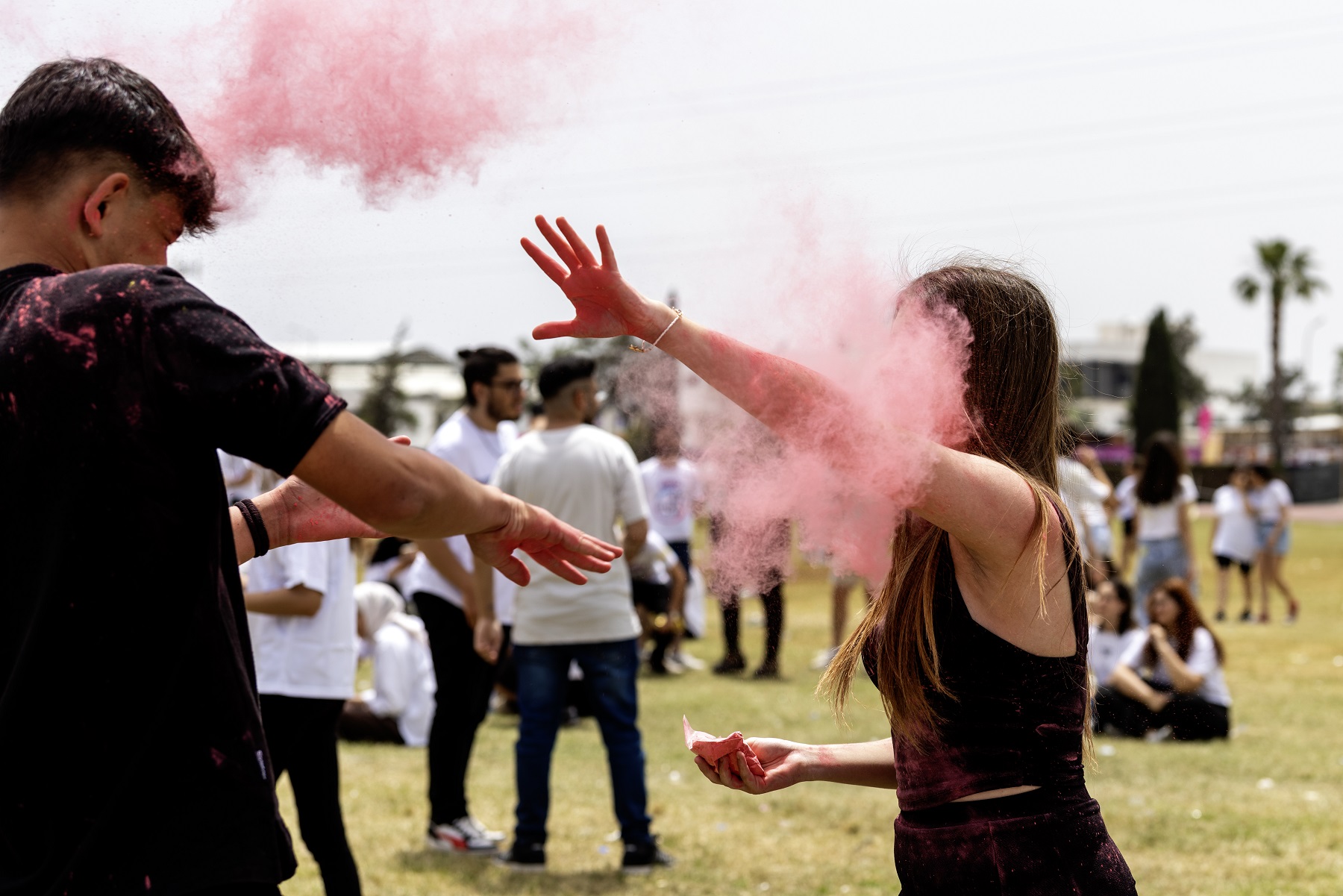 DAÜ Bahar Festivali’nde Color Fest