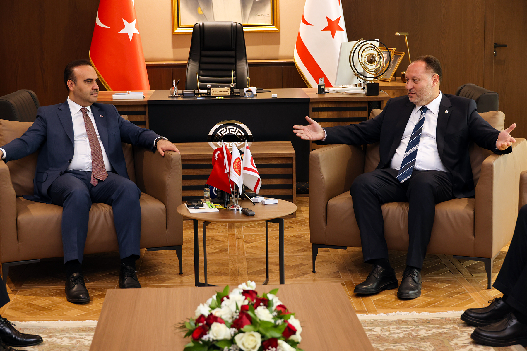 Meclis Başkanı Öztürkler Türkiye Sanayi ve Teknoloji Bakanı Kacır’ı kabul etti