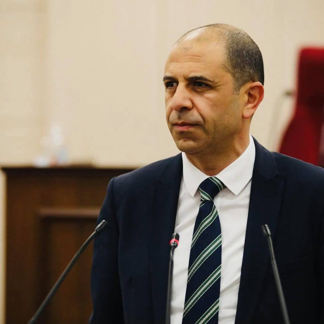 Özersay: “Bu bir yargı süreci değil, siyasi operasyondur”