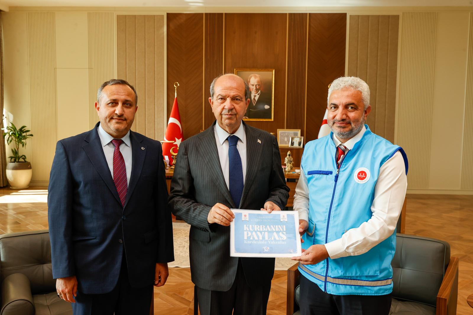 Tatar vekaletle kurban kesim kampanyasına bağışta bulundu