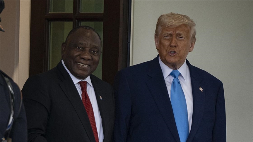 Trump, Güney Afrika lideriyle tartıştı, beyazların hedef alındığını öne sürdü