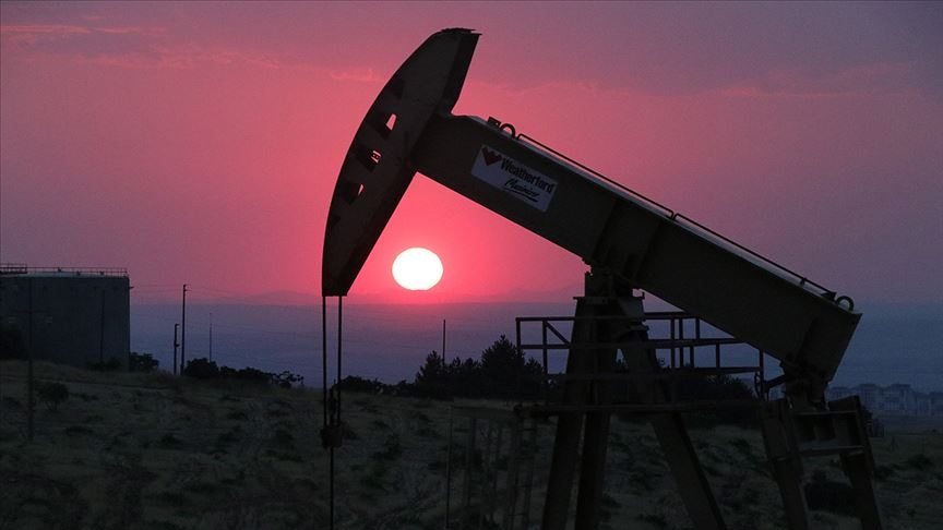 Brent petrol Orta Doğu’da ateşkes haberleriyle yüzde 3’ün üzerinde düştü