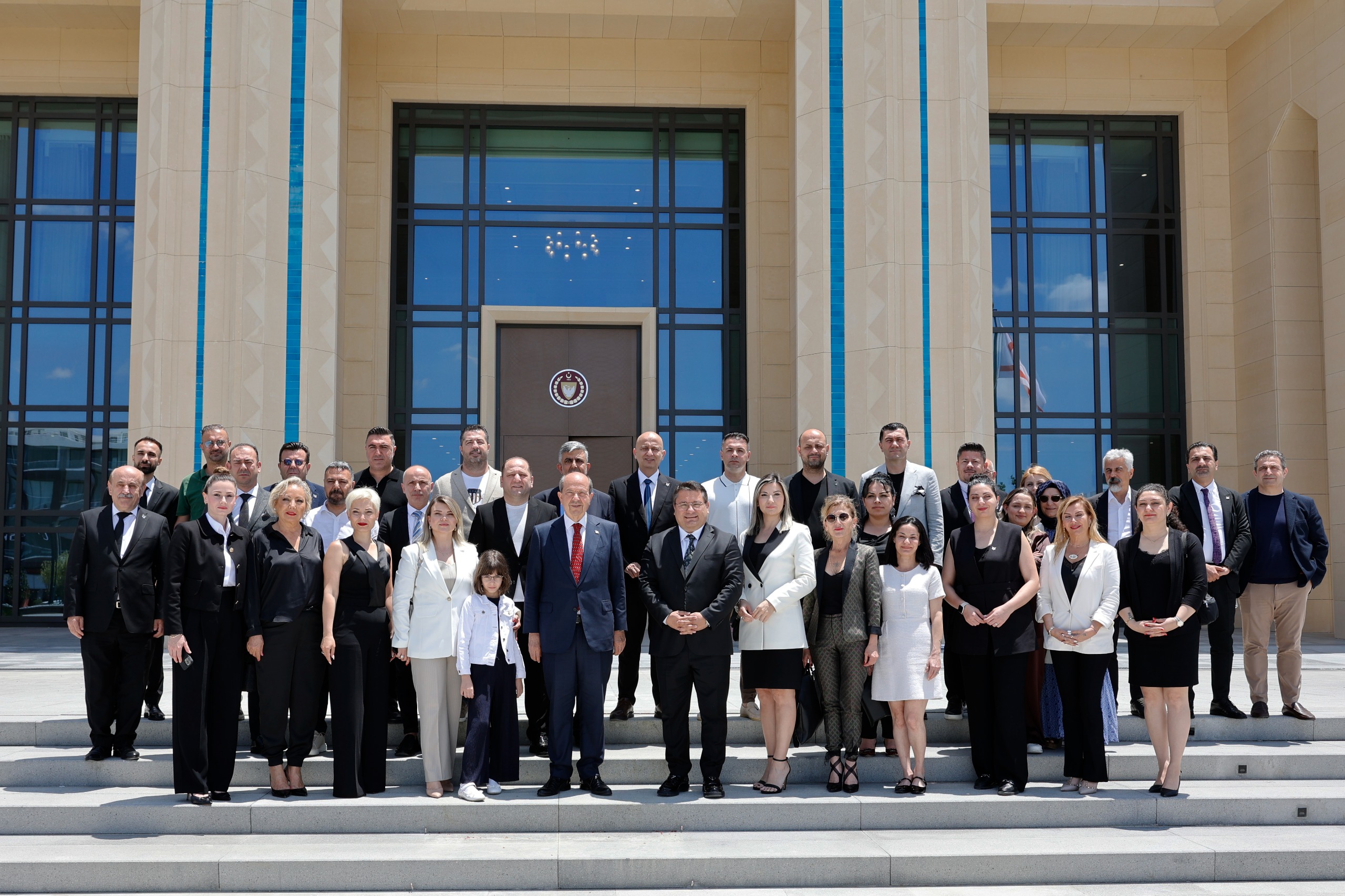 Cumhurbaşkanı Ersin Tatar, Girne Koleji heyetini kabul etti