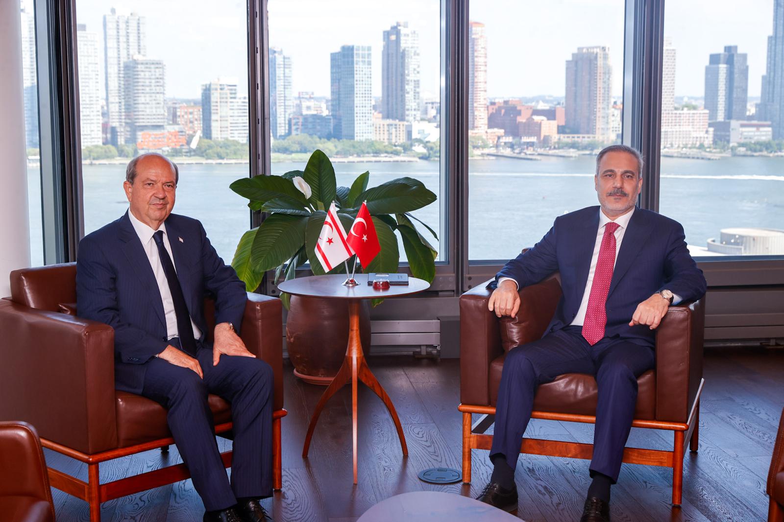 Cumhurbaşkanı Tatar, Türkiye Dışişleri Bakanı Fidan ile görüştü