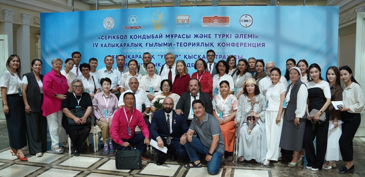 KKTC’yi Aktau’daki uluslararası sempozyumda Ahmet Ömerağa Albayrak temsil etti