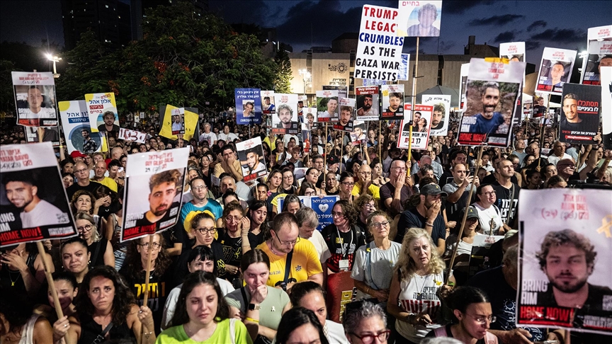 Tel Aviv’de esir takası anlaşması talebiyle gösteri düzenlendi