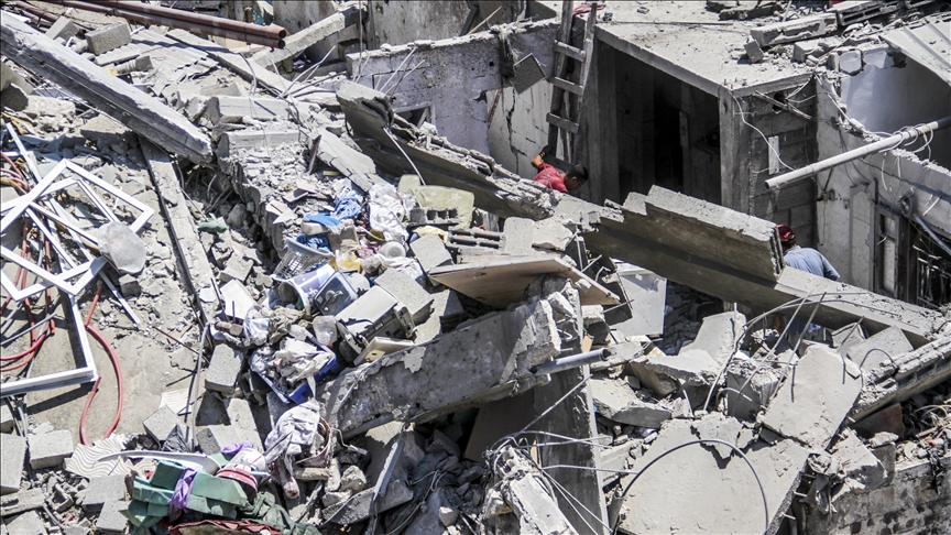 İsrail’in Gazze’ye saldırılarında can kaybı son 24 saatte 61 artarak 65 bin 344’e çıktı