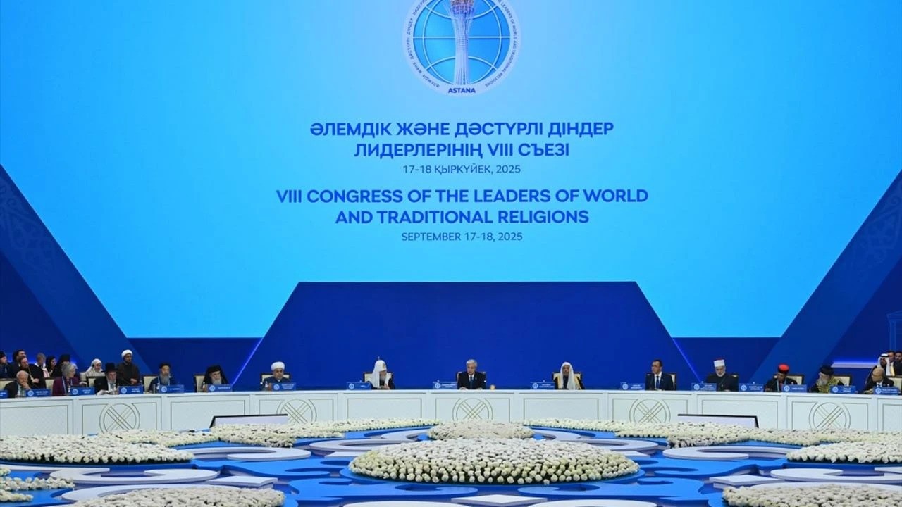 Kazakistan’da, dünyadaki farklı din ve inançların temsilcileri bir araya geldi