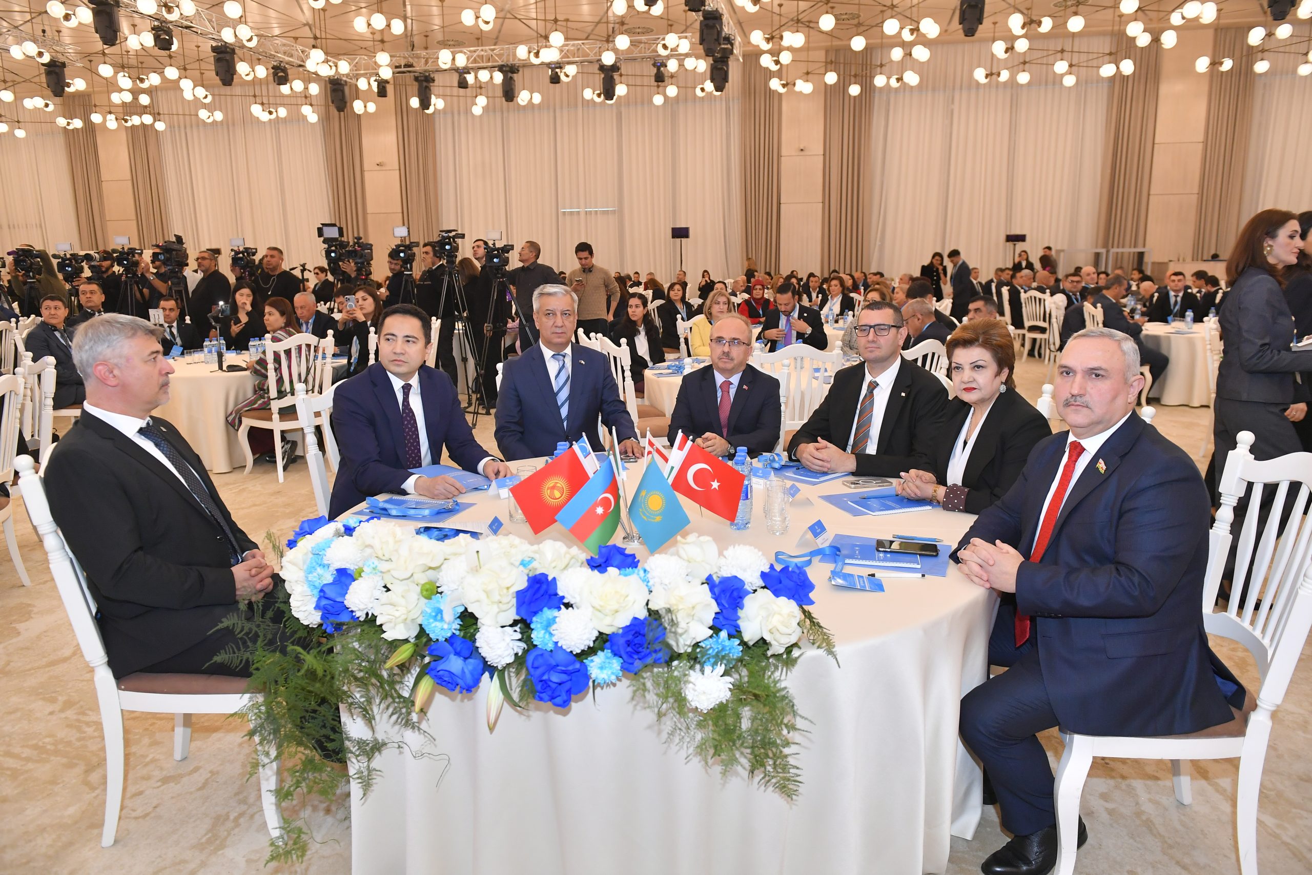 Bakü’de Türk dünyası STK’lerinin Dayanışma Forumu: KKTC’den STK temsilcileri de katıldı