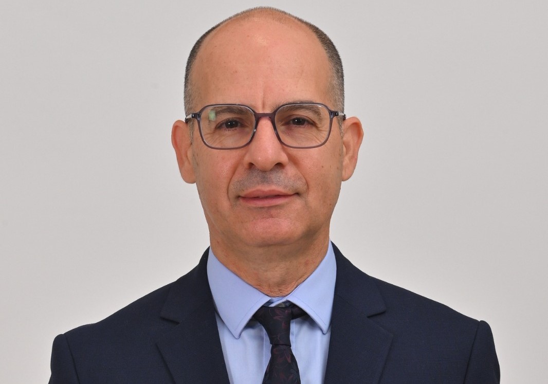 Cumhurbaşkanlığı Müsteşarı Dânâ ile Menelaou cuma günü bir araya gelecek