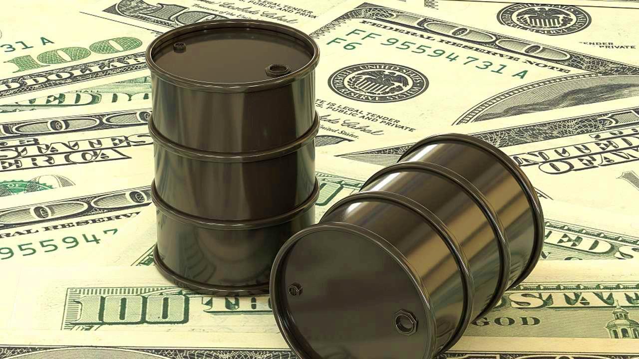Brent petrolün varil fiyatı 62,23 dolar