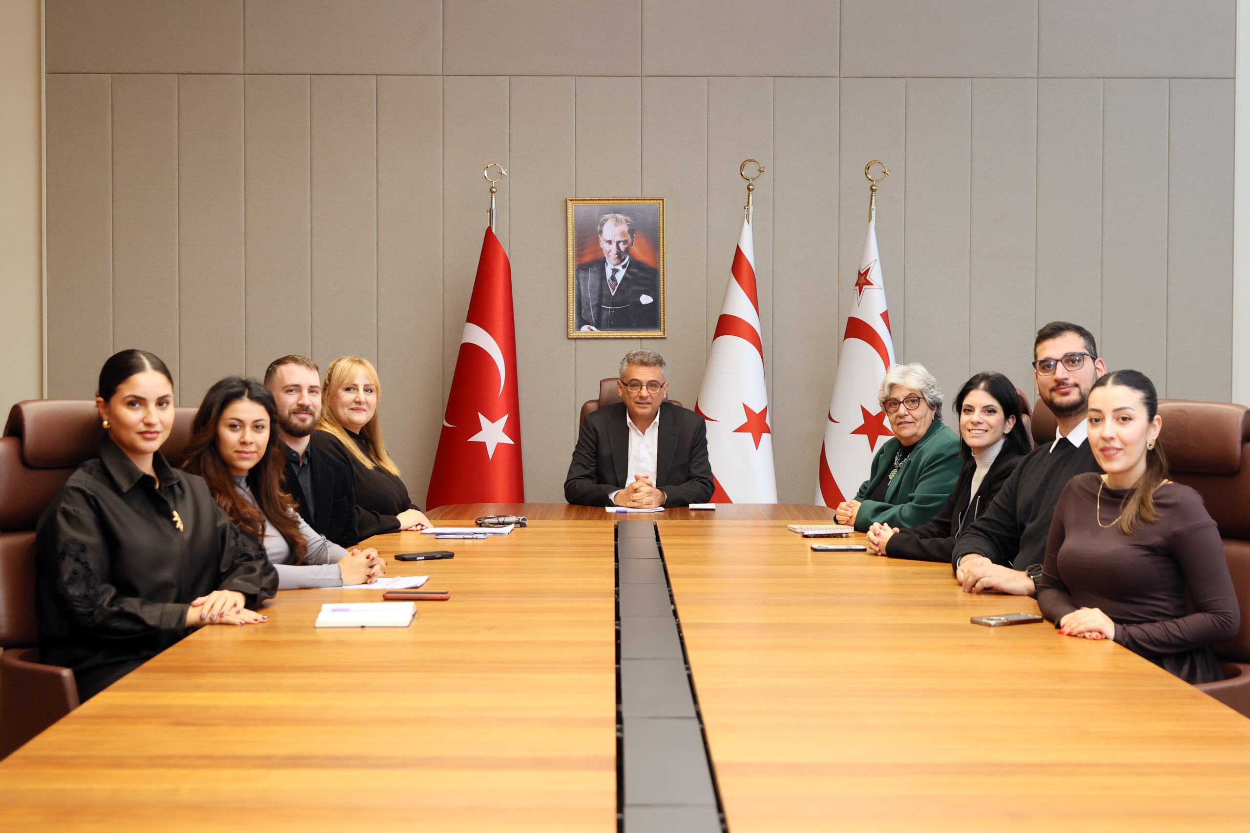 Cumhurbaşkanı Tufan Erhürman, Kıbrıs Türk Psikologlar Derneği heyetini kabul etti