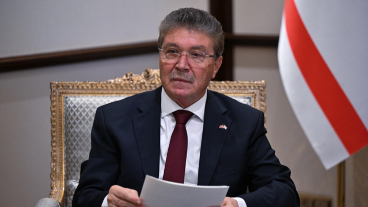Başbakan Üstel: “Kıbrıs Türkü yalnız değil”