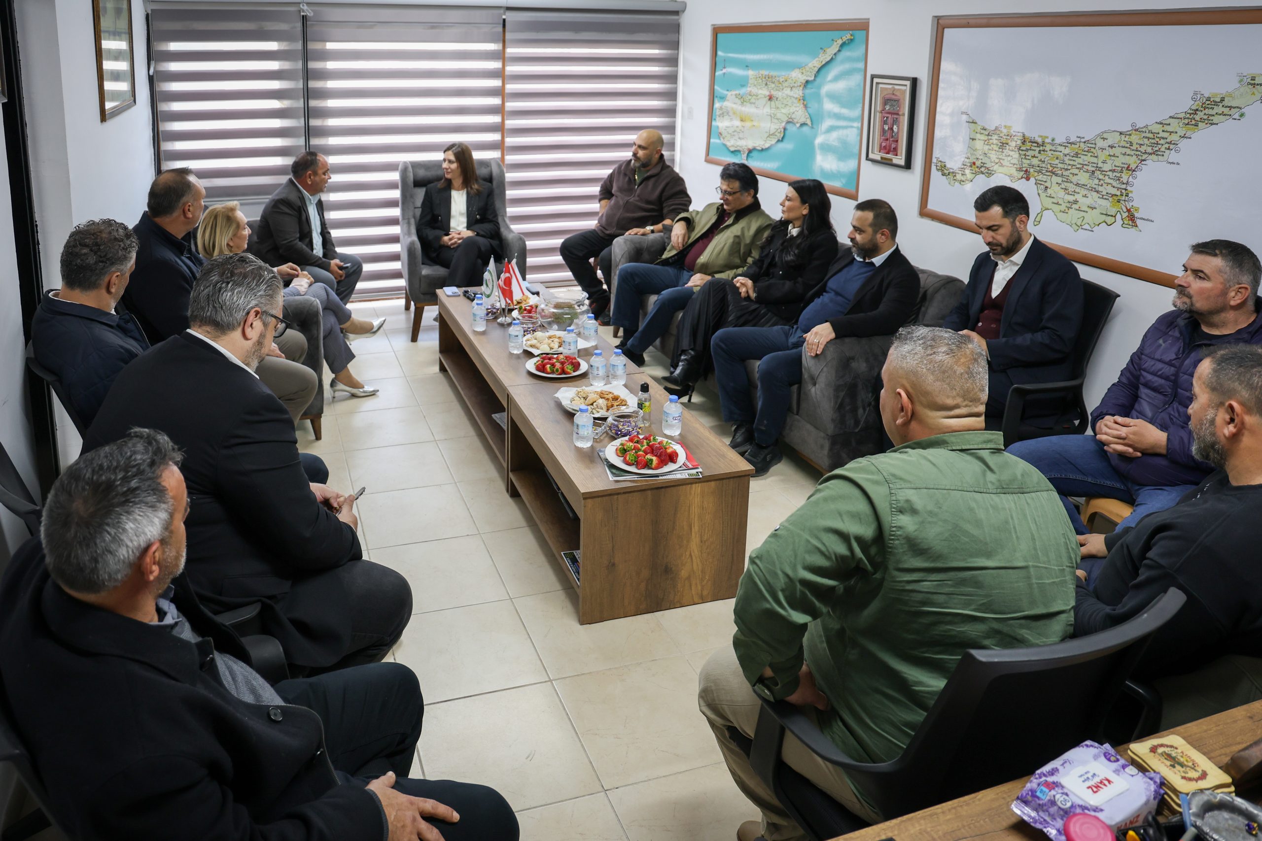 CTP, Muhtarlar Derneği ile bir araya geldi