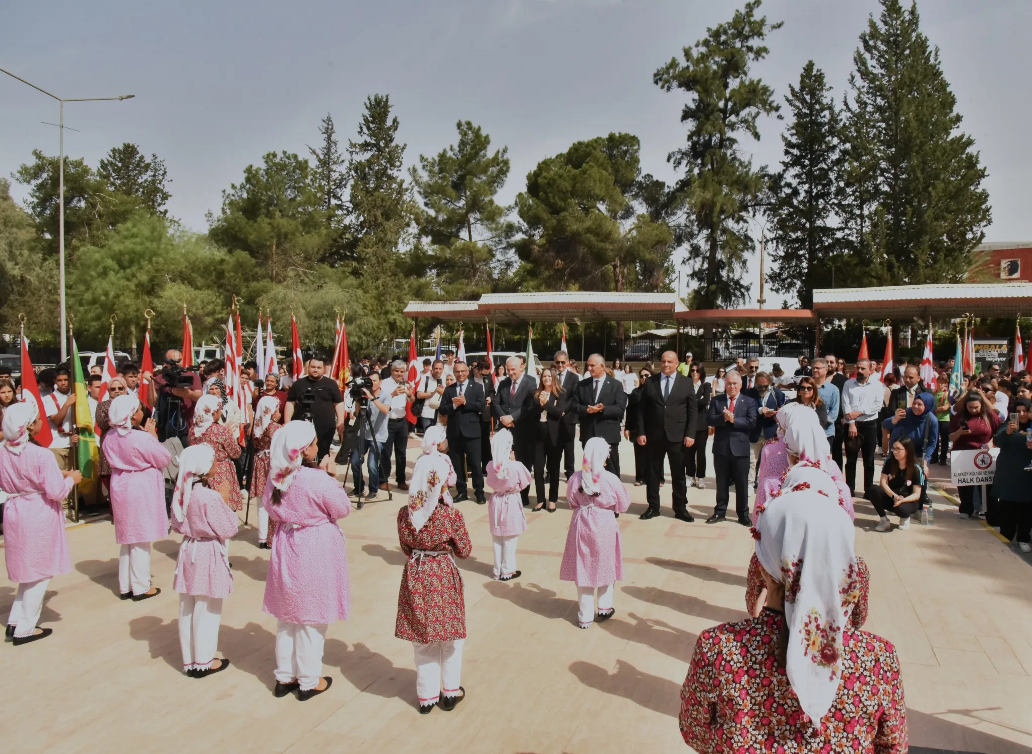 19 Mayıs Atatürk’ü Anma, Gençlik ve Spor Bayramı Haftası Gençlik Meşalesi’nin yakılmasıyla başladı
