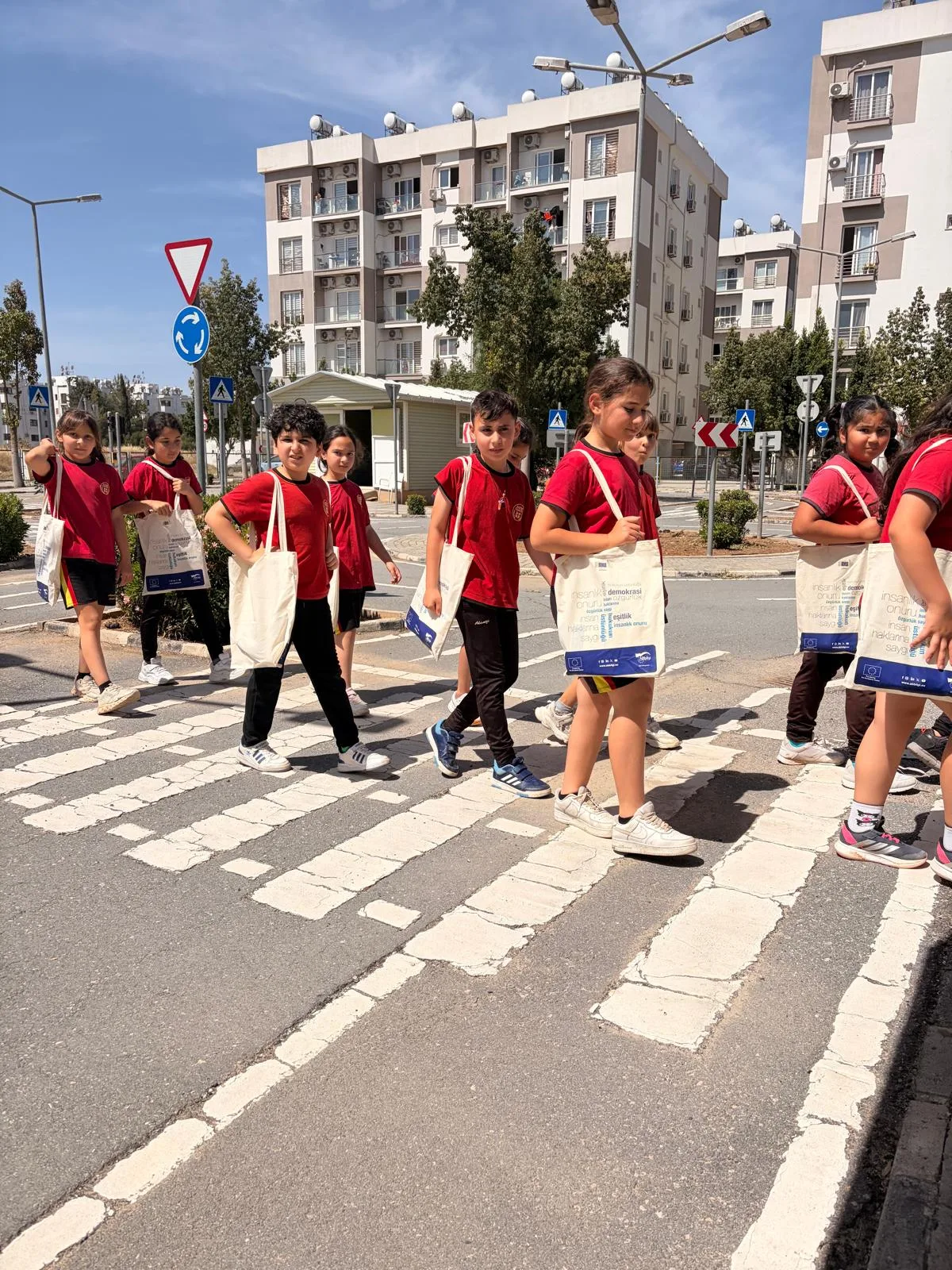 AB Bilgi Merkezi Trafik Güvenliği Eğitimi atölye çalışmaları serisi devam ediyor