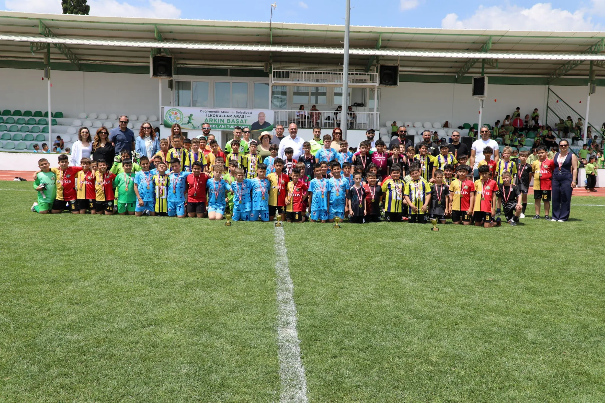 Arkın Başat anısına futbol turnuvası düzenlendi