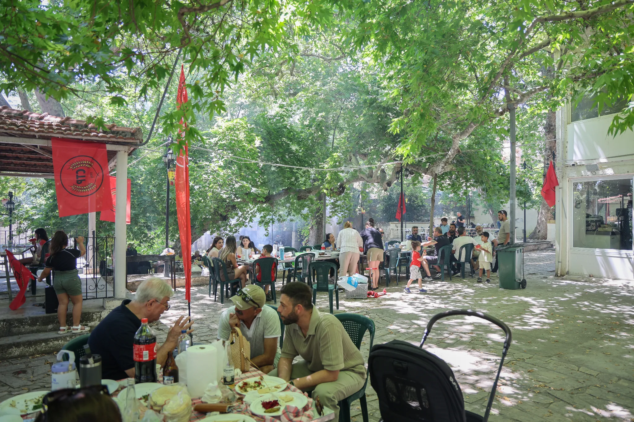 CTP Lefkoşa İlçesi Ocak örgütleri piknikte bir araya geldi