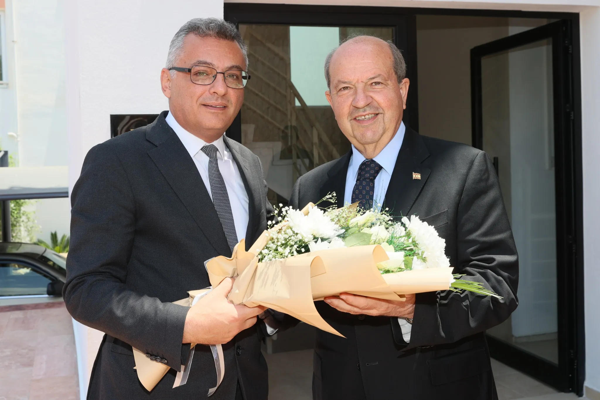 Cumhurbaşkanı Erhürman, eski cumhurbaşkanlarını ziyaret etti
