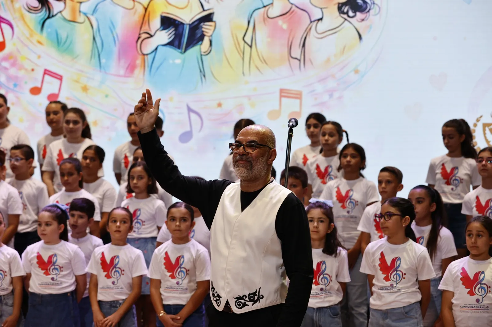 Cumhurbaşkanlığı Çoksesli Çocuk Korosu ilk konserini verdi