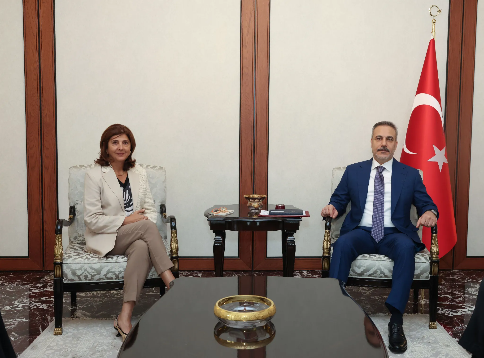 Bakan Fidan, BM Genel Sekreteri'nin Kıbrıs Şahsi Temsilcisi Cuellar ile Ankara'da görüştü