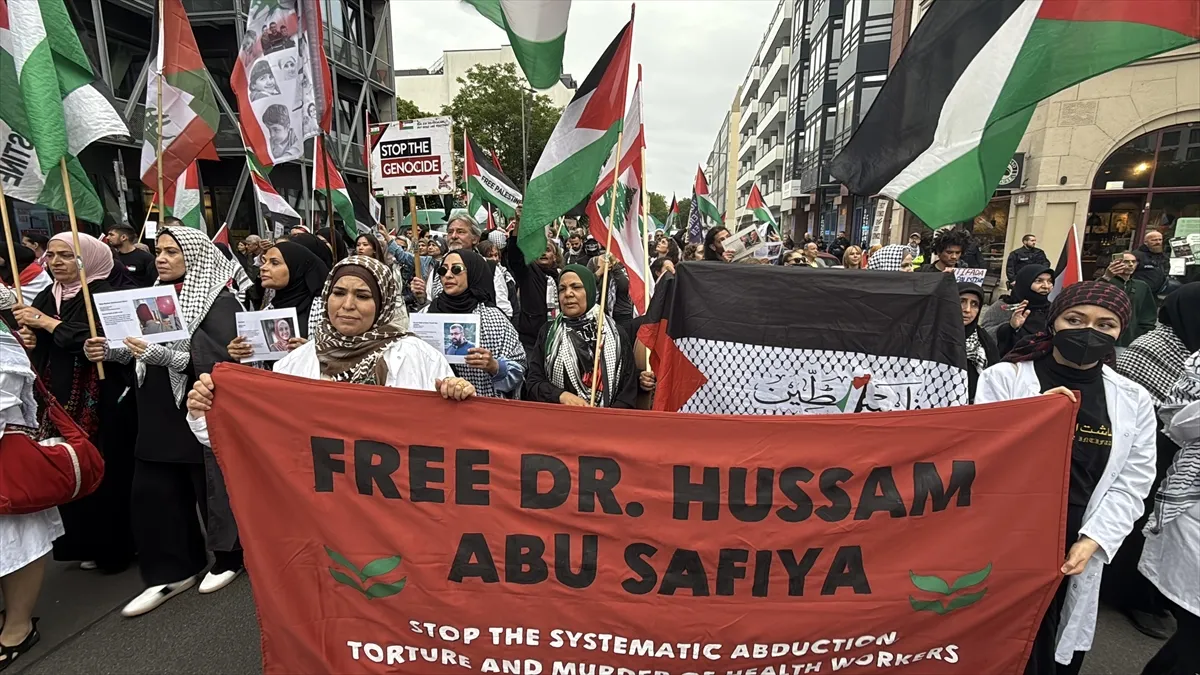 Berlin'de Filistin’e destek gösterisi yapıldı