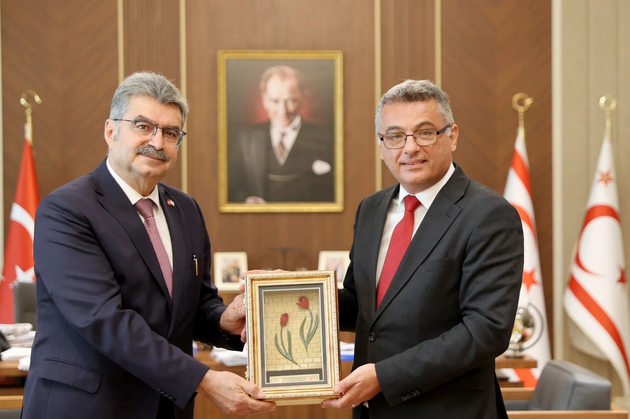 Erhürman, Türkiye-KKTC Parlamentolar Arası Dostluk Grubu başkanı ve beraberindeki heyeti kabul etti