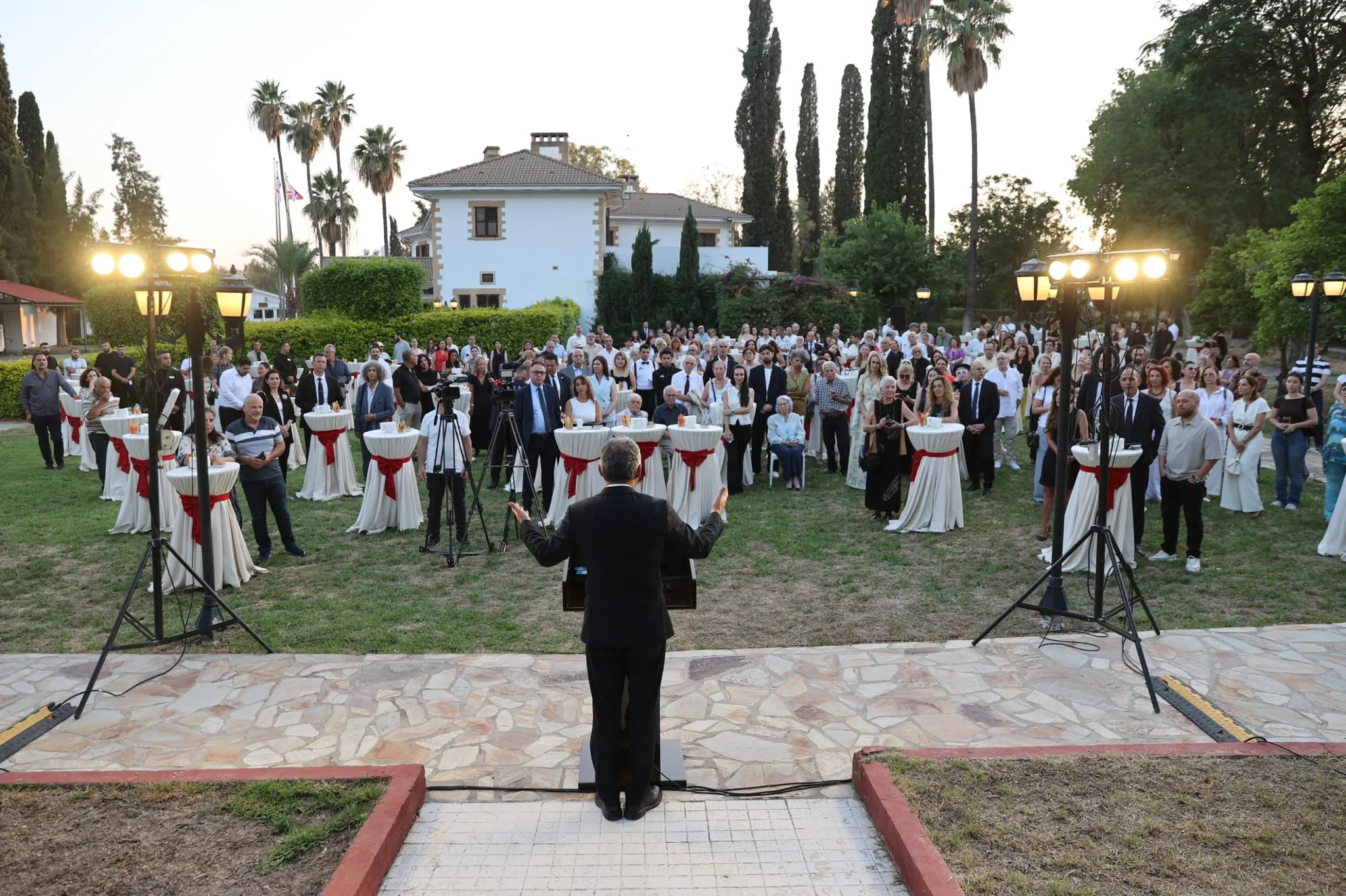 Eski Cumhurbaşkanlığı Sarayı’nda “Resmin Kamusal Hafızası” adlı sergi açıldı