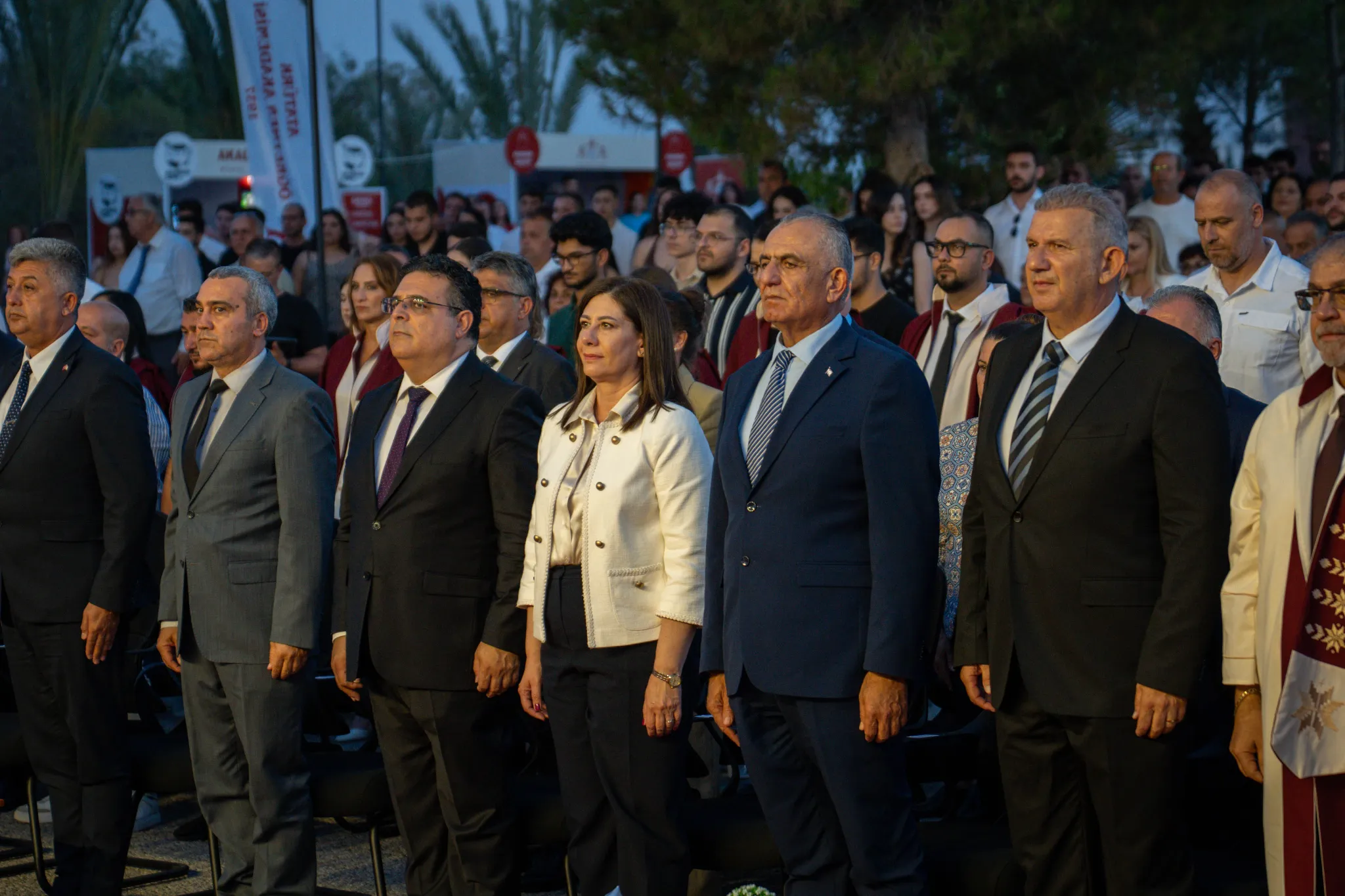 İncirli AÖA'da konuştu: "Öğretmenliği belirsizliğe sürükleyen yasal düzenleme ancak ortak akılla çözülebilir"