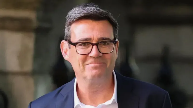 İngiltere'de iktidardaki İşçi Partisi'nin yeni lideri Andy Burnham oldu