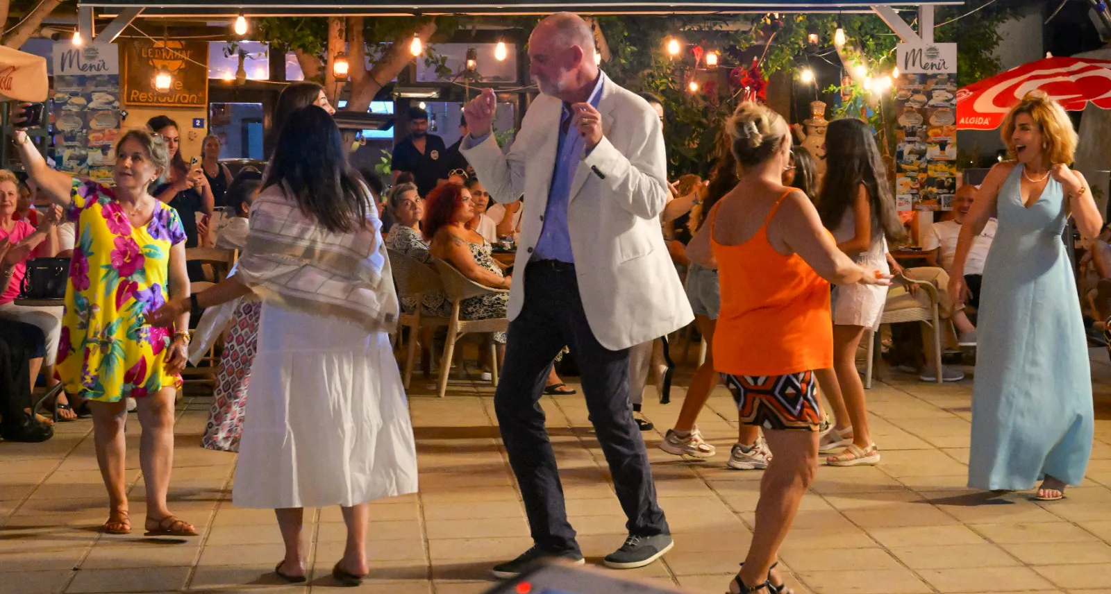 Lefkoşa Belediye Orkestrası sezonu “Latin Konseri” ile tamamladı