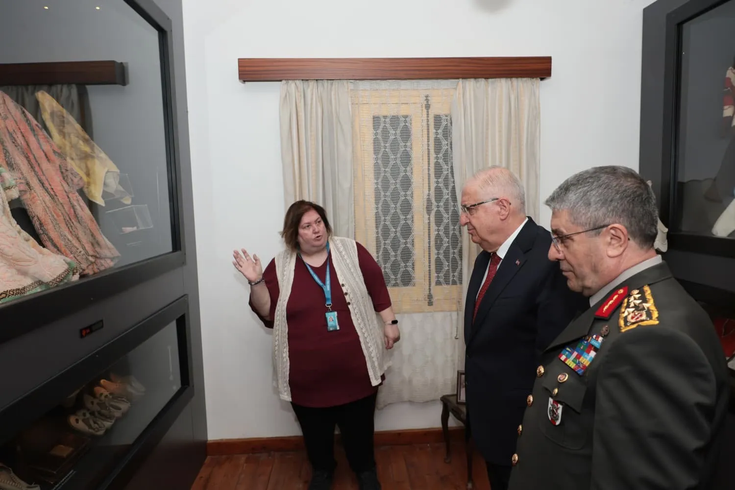 TC Milli Savunma Bakanı Güler, KKTC'deki Barbarlık Müzesi'ni ziyaret etti