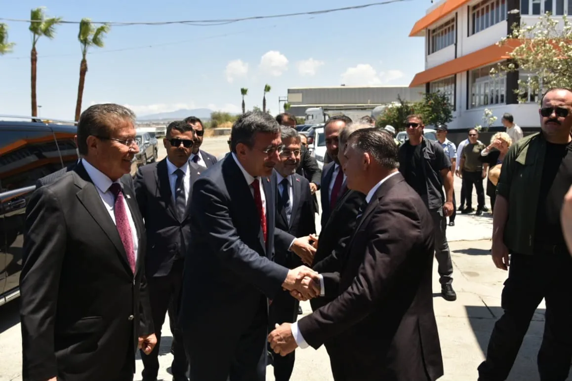 Yılmaz, Güzelyurt Soğuk Hava Deposu Entegre Tesisleri’nde incelemede bulundu