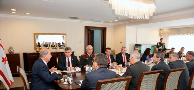 Cumhurbaşkanı Tatar başkanlığında Taşınmaz Mal Komisyonu’nun işleyişiyle ilgili toplantı yapıldı